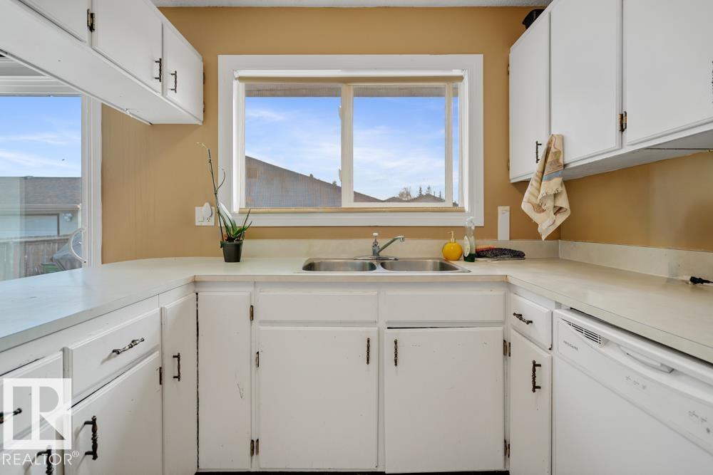 10627 168 Av Nw, Edmonton, Alberta  T5X 2R7 - Photo 12 - E4463772