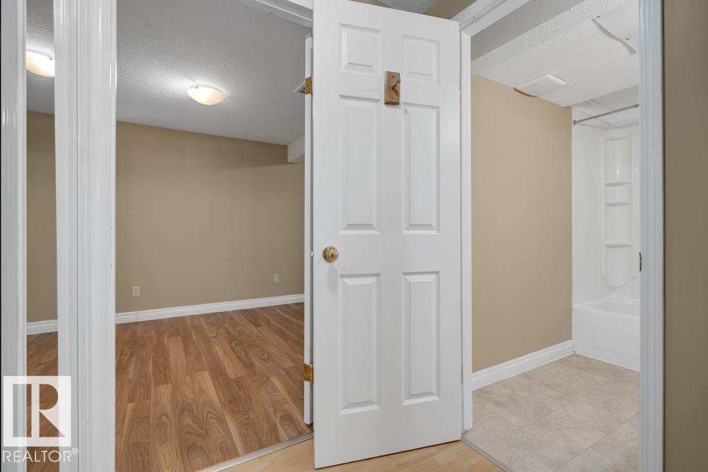 10627 168 Av Nw, Edmonton, Alberta  T5X 2R7 - Photo 33 - E4463772