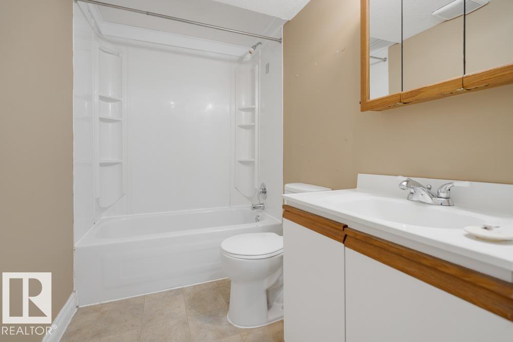 10627 168 Av Nw, Edmonton, Alberta  T5X 2R7 - Photo 35 - E4463772