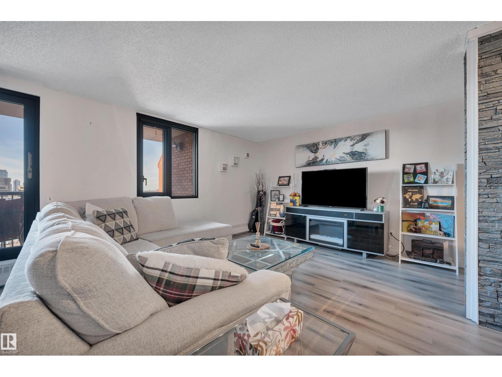 #802 10145 109 St Nw, Edmonton, Alberta  T5J 3M5 - Photo 14 - E4463773