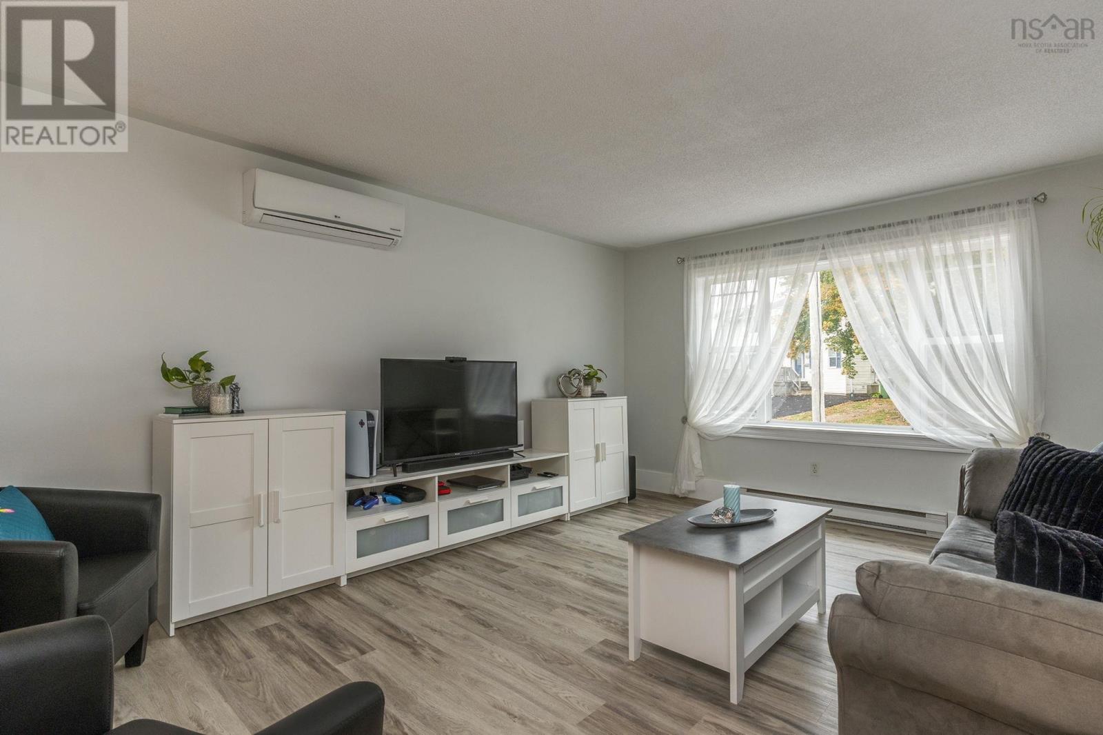 89 Duffus Drive, Bedford, Nova Scotia  B4A 3T9 - Photo 5 - 202526376