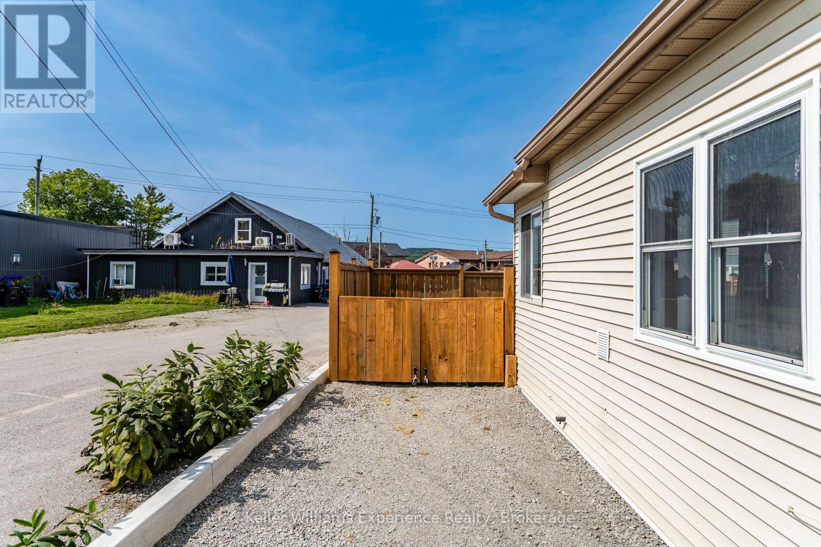 10 Levi Simon Trail, Penetanguishene, Ontario  L9M 1A4 - Photo 12 - S12486074