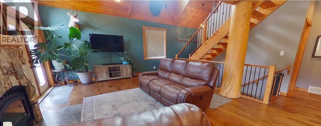 2889 214 Street, Bellevue, Alberta  T0K 0C0 - Photo 8 - A2267248