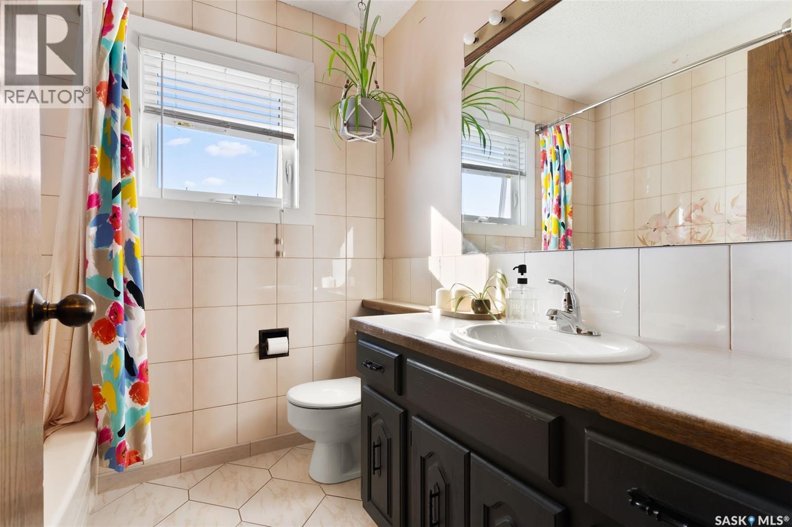 238 Hector Crescent N, Regina, Saskatchewan  S4Y 1C6 - Photo 24 - SK021862