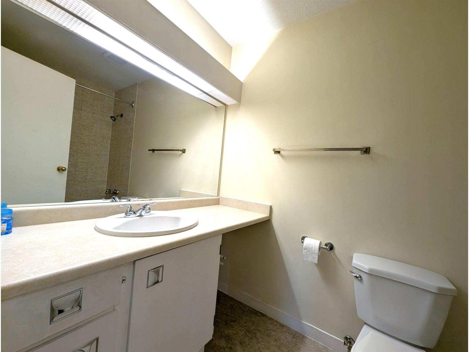 303 33850 Fern Street, Abbotsford, British Columbia  V2S 6C3 - Photo 15 - R3062507