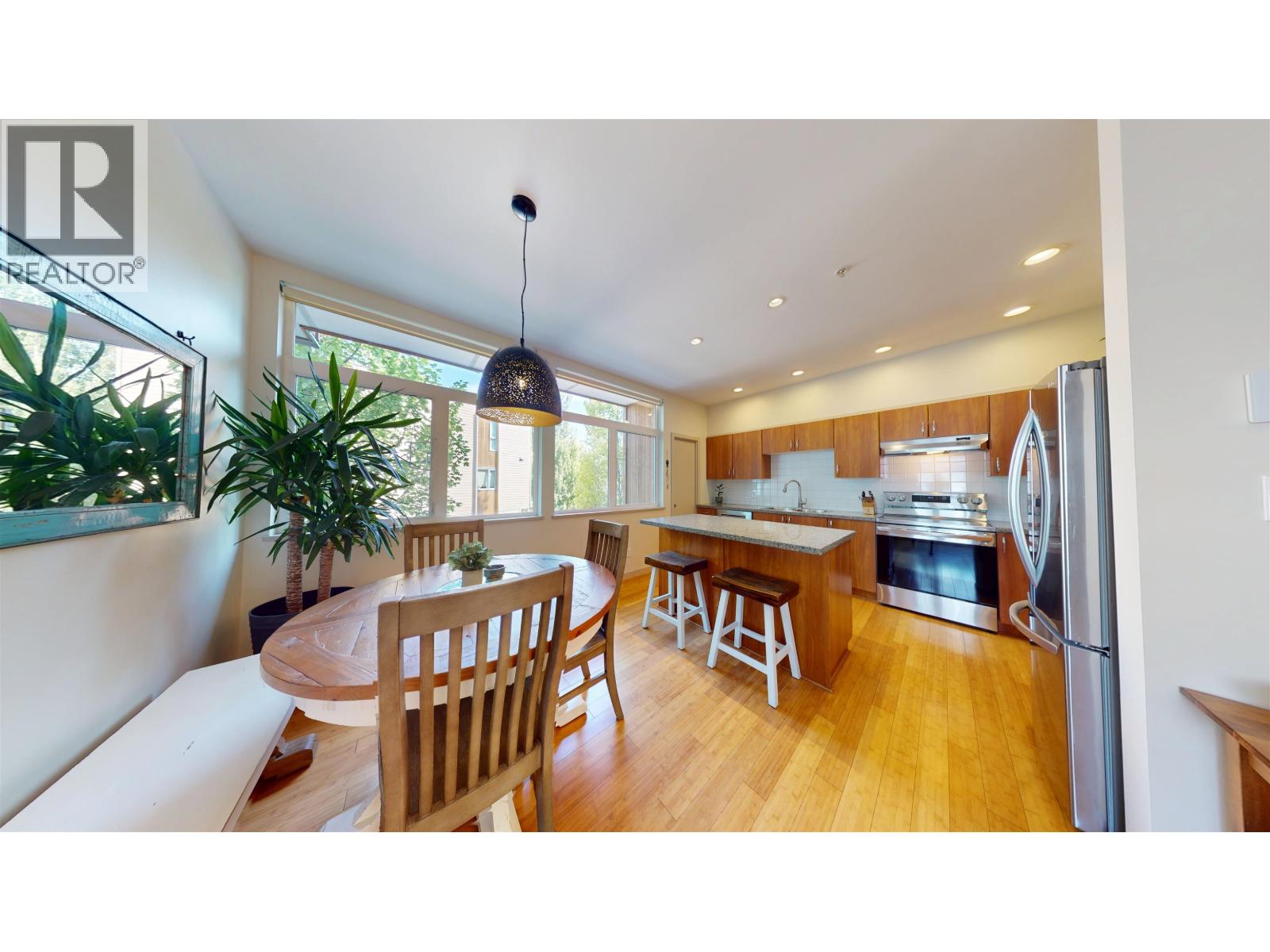 25 39893 Government Road, Squamish, British Columbia  V8B 0G7 - Photo 3 - R3043612