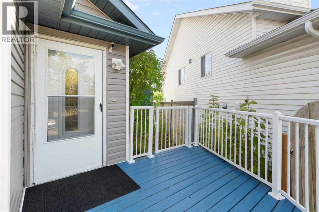 331 Coverdale Court Ne, Calgary, Alberta  T3K 4J8 - Photo 5 - A2264047