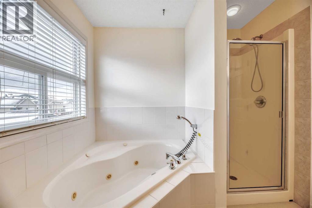 84 Evermeadow Manor Sw, Calgary, Alberta  T2Y 4W8 - Photo 25 - A2264507