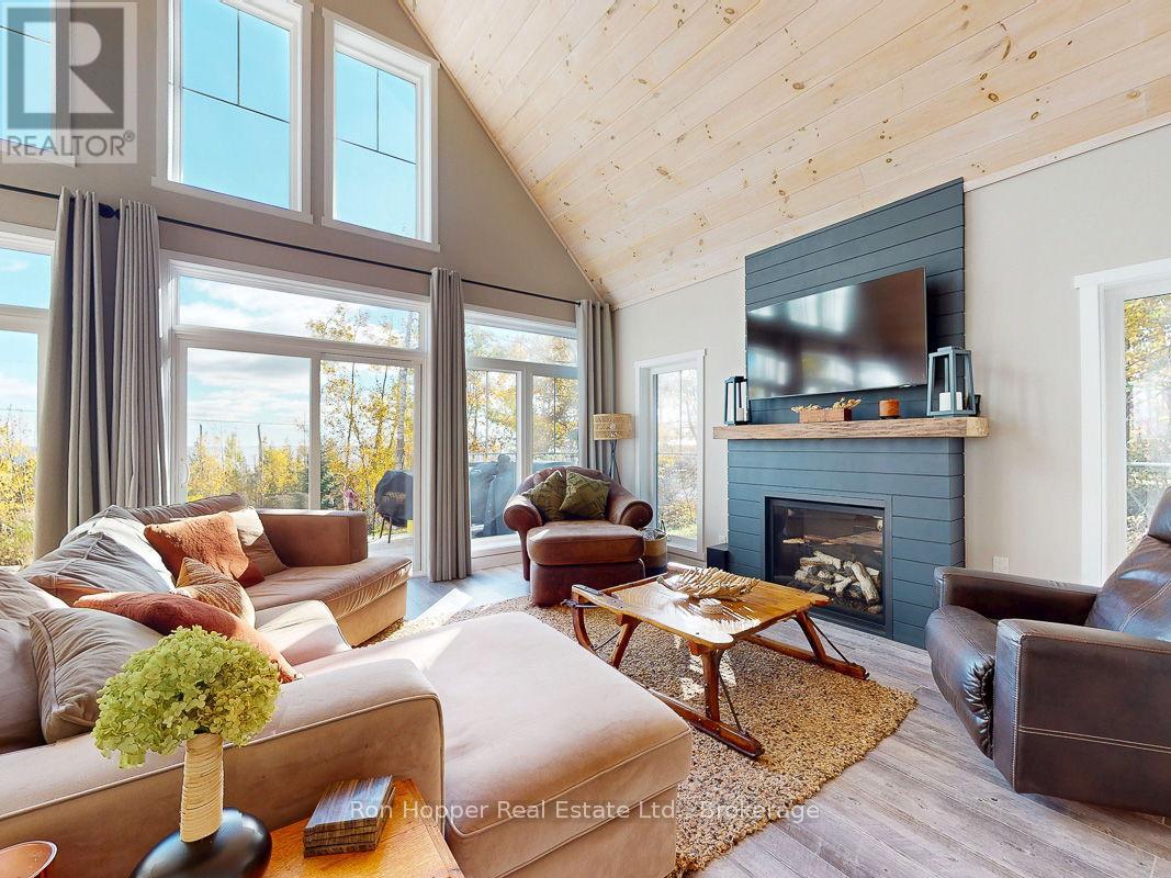 41 Harkins Road, Northern Bruce Peninsula, Ontario  N0H 1Z0 - Photo 15 - X12486099