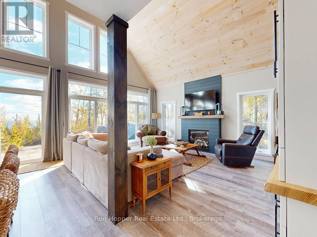 41 Harkins Road, Northern Bruce Peninsula, Ontario  N0H 1Z0 - Photo 21 - X12486099