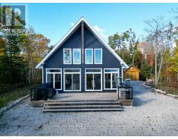 41 HARKINS ROAD, Northern Bruce Peninsula, Ontario
