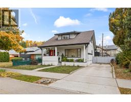 1814 Abbott Street, kelowna, British Columbia
