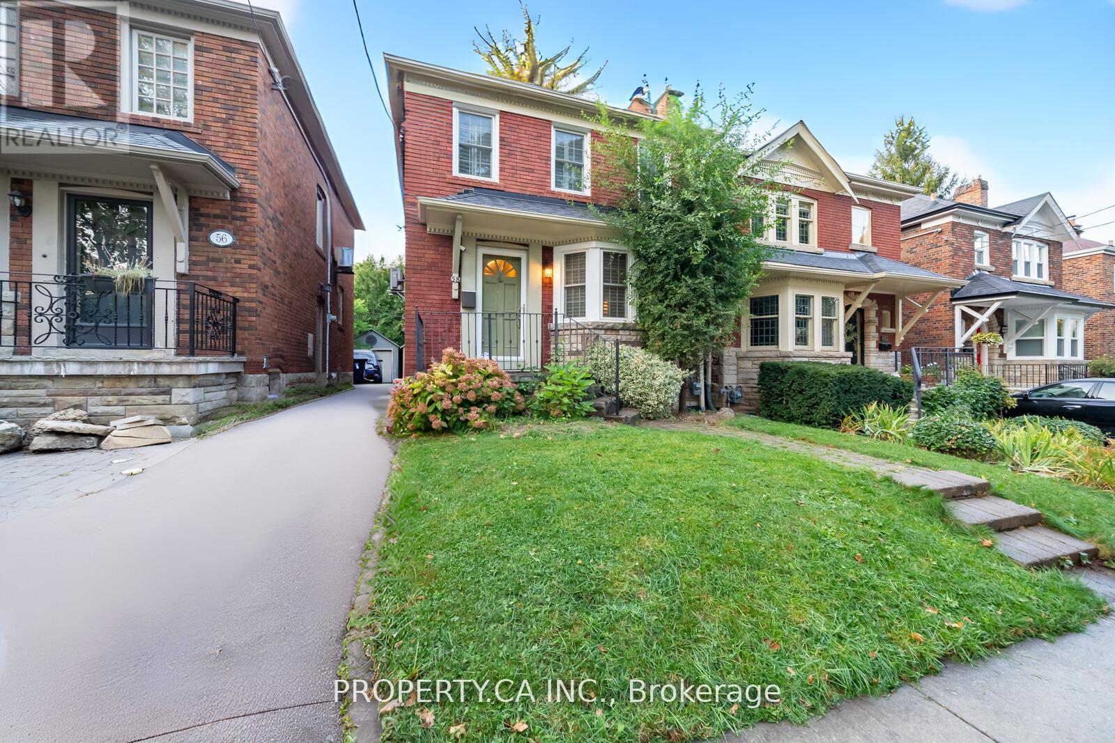 58 GLEN ECHO ROAD, Toronto, Ontario