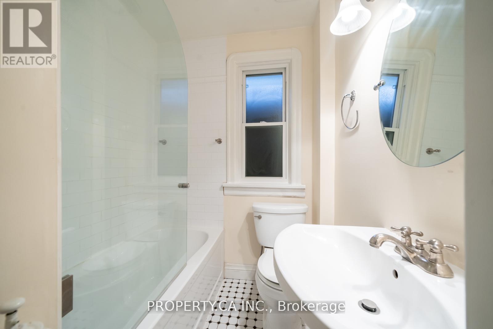 58 Glen Echo Road, Toronto, Ontario  M4N 2E3 - Photo 9 - C12486021