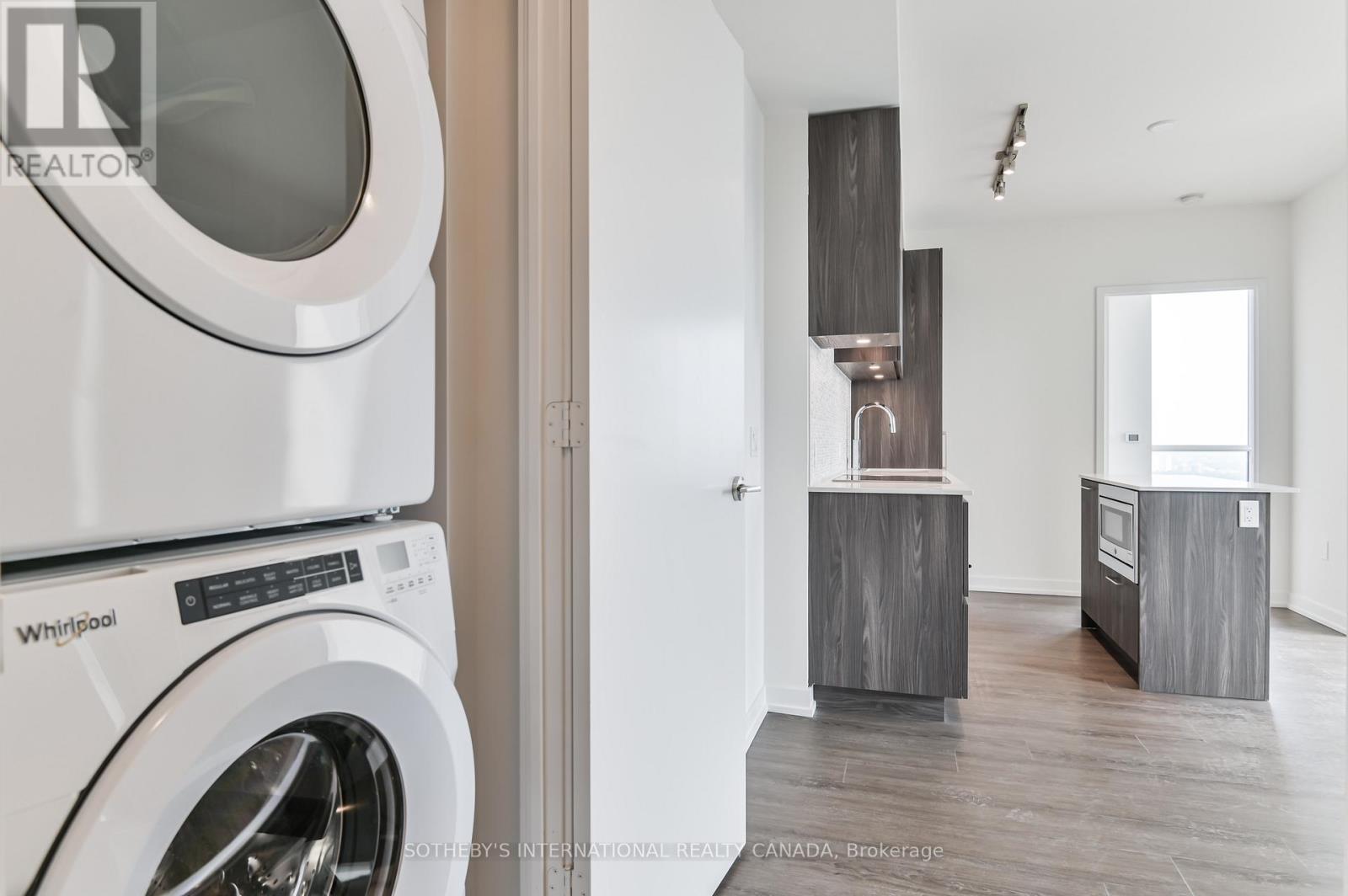 4808 - 1 Yorkville Avenue, Toronto, Ontario  M4W 1L1 - Photo 17 - C12486027