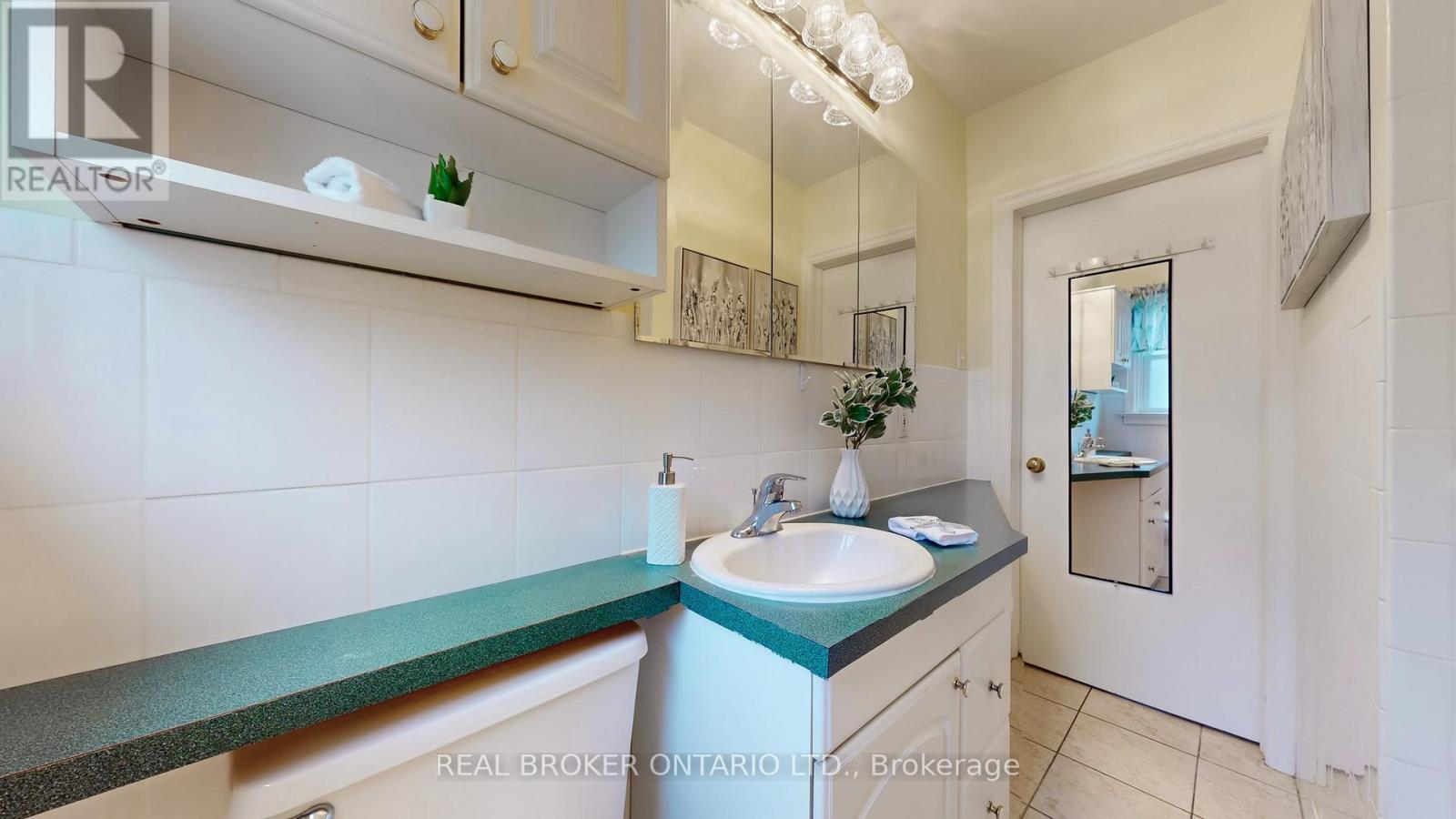 20 Muldrew Avenue, Toronto, Ontario  M1R 1X5 - Photo 24 - E12485987