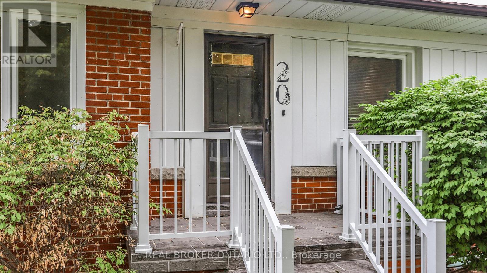 20 Muldrew Avenue, Toronto, Ontario  M1R 1X5 - Photo 3 - E12485987