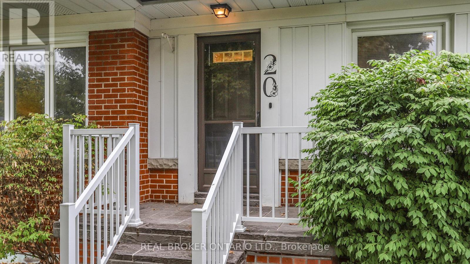20 Muldrew Avenue, Toronto, Ontario  M1R 1X5 - Photo 5 - E12485987