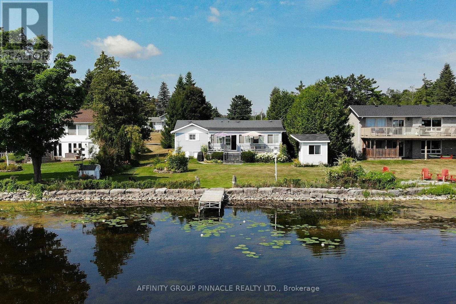 11 Lakeview Crescent, Kawartha Lakes, Ontario  K0M 1A0 - Photo 5 - X12485884