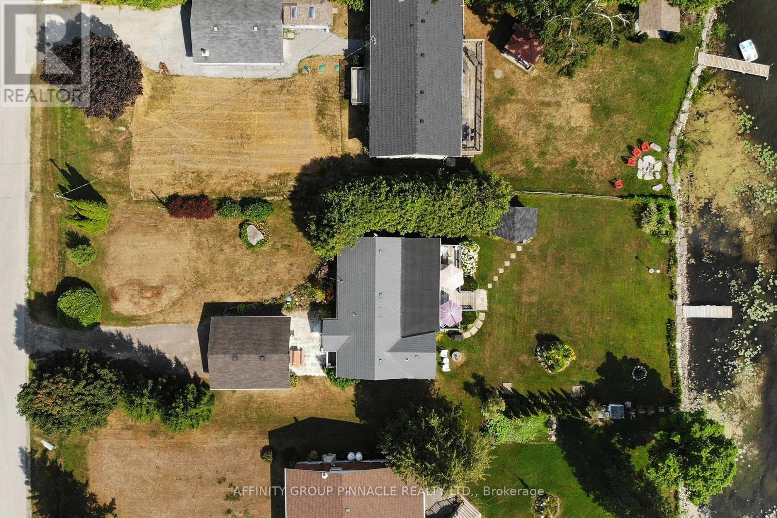 11 Lakeview Crescent, Kawartha Lakes, Ontario  K0M 1A0 - Photo 8 - X12485884