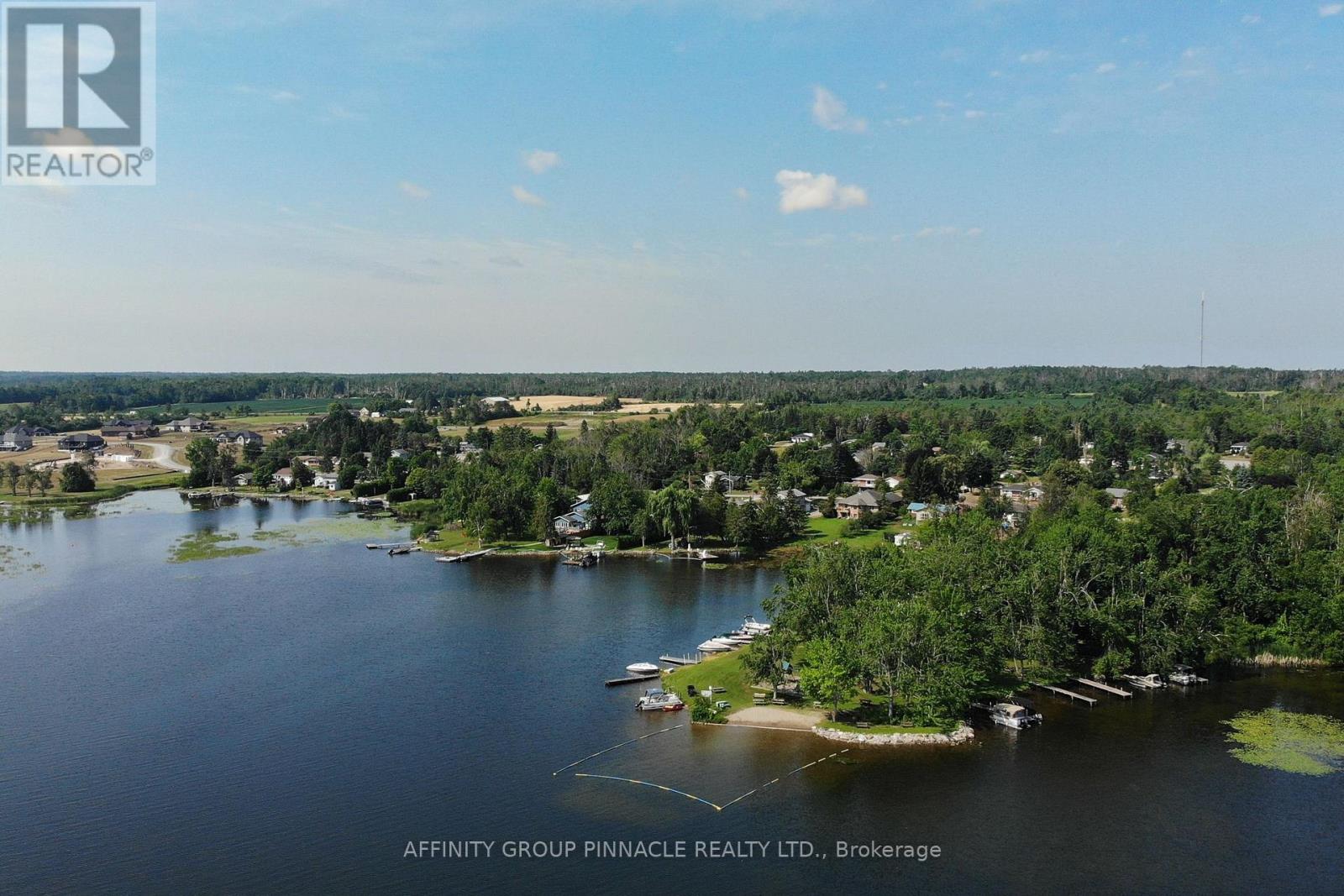 11 Lakeview Crescent, Kawartha Lakes, Ontario  K0M 1A0 - Photo 9 - X12485884