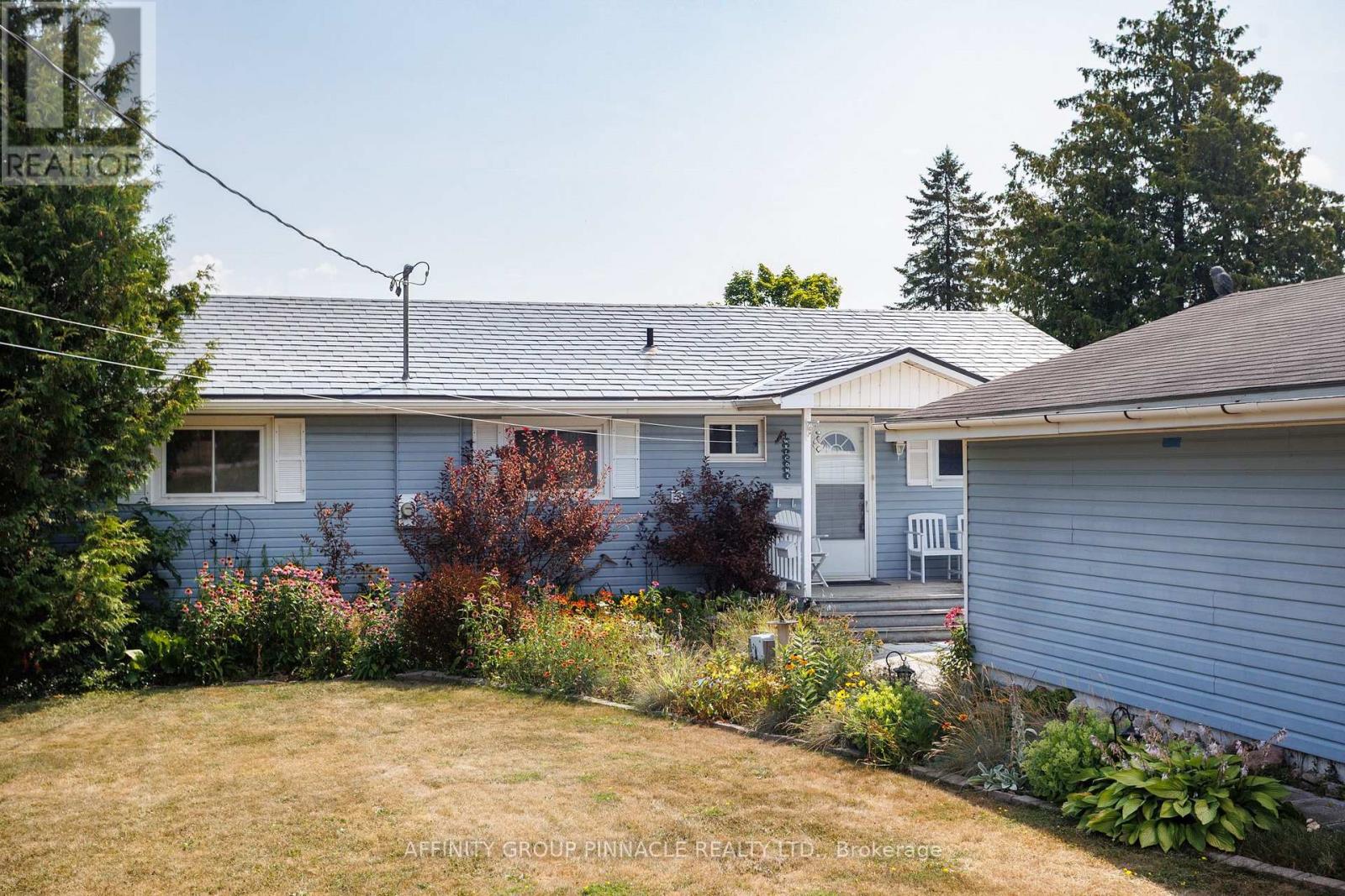 11 Lakeview Crescent, Kawartha Lakes, Ontario  K0M 1A0 - Photo 12 - X12485884