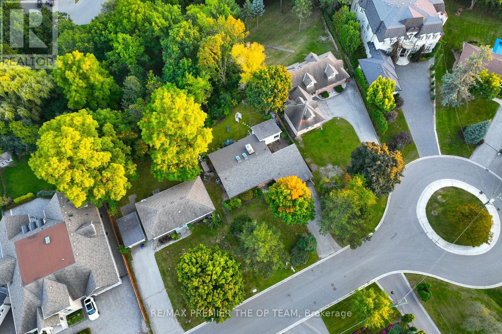 175 Davidson Drive, Vaughan, Ontario  L4L 1M2 - Photo 5 - N12486006