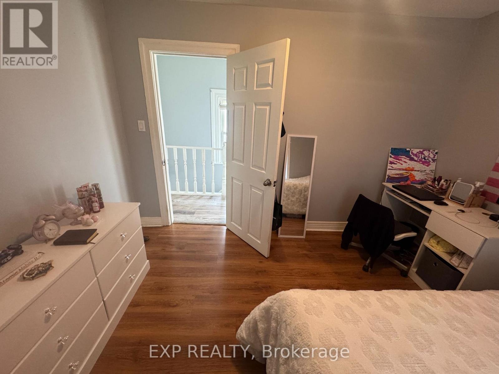 5205 Palmer Avenue, Niagara Falls, Ontario  L2E 3T9 - Photo 14 - X12472689