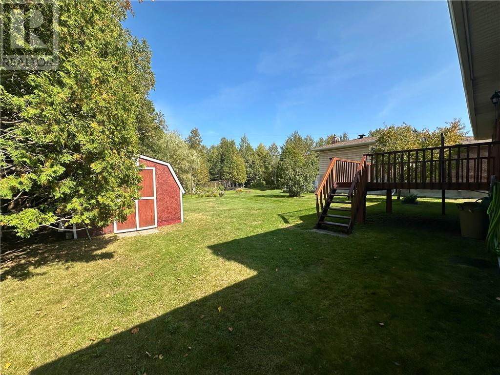 2306 Robin Street, Greater Sudbury, Ontario  P3A 5E8 - Photo 39 - 2125378