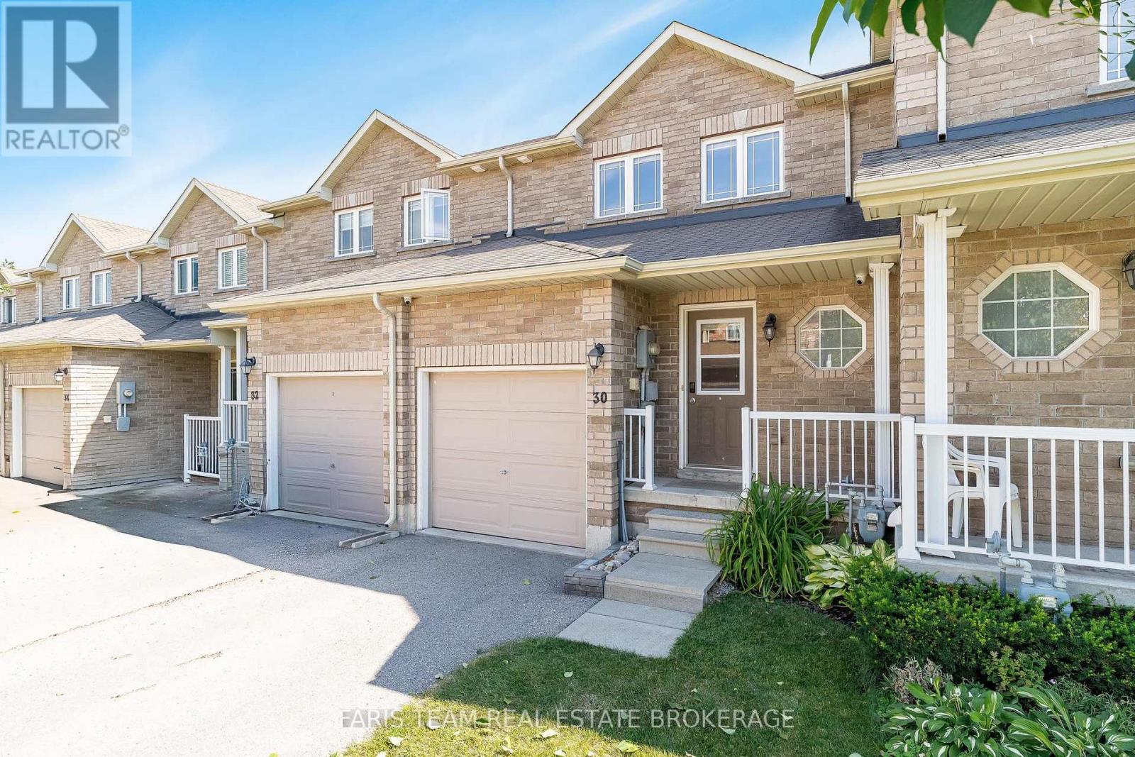 30 Southwoods Crescent, Barrie, Ontario  L4N 9P8 - Photo 3 - S12485982