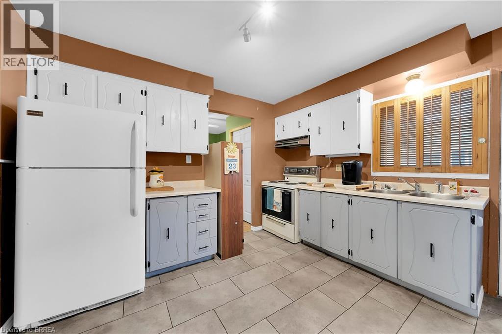 8 Maple Crescent, Paris, Ontario  N3L 3R4 - Photo 13 - 40773655