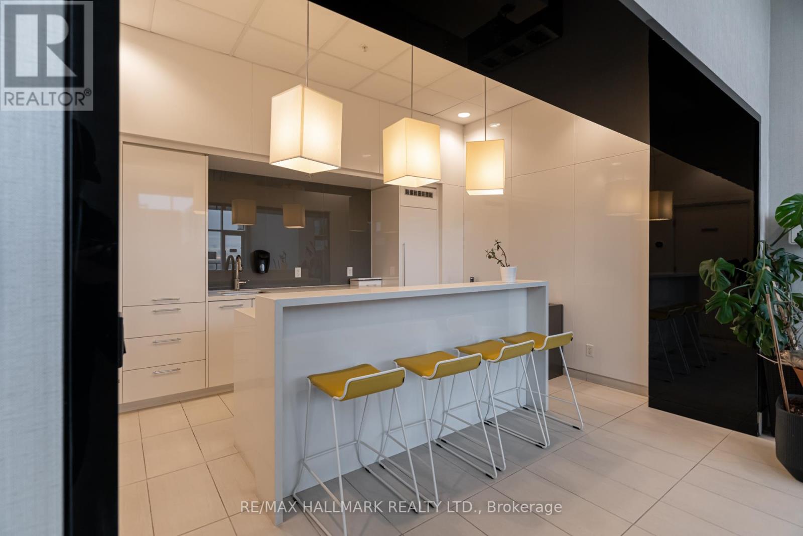 S513 - 120 Bayview Avenue, Toronto, Ontario  M5A 3R7 - Photo 32 - C12486088