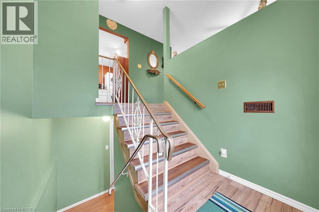 8 Maple Crescent, Paris, Ontario  N3L 3R4 - Photo 7 - 40773655