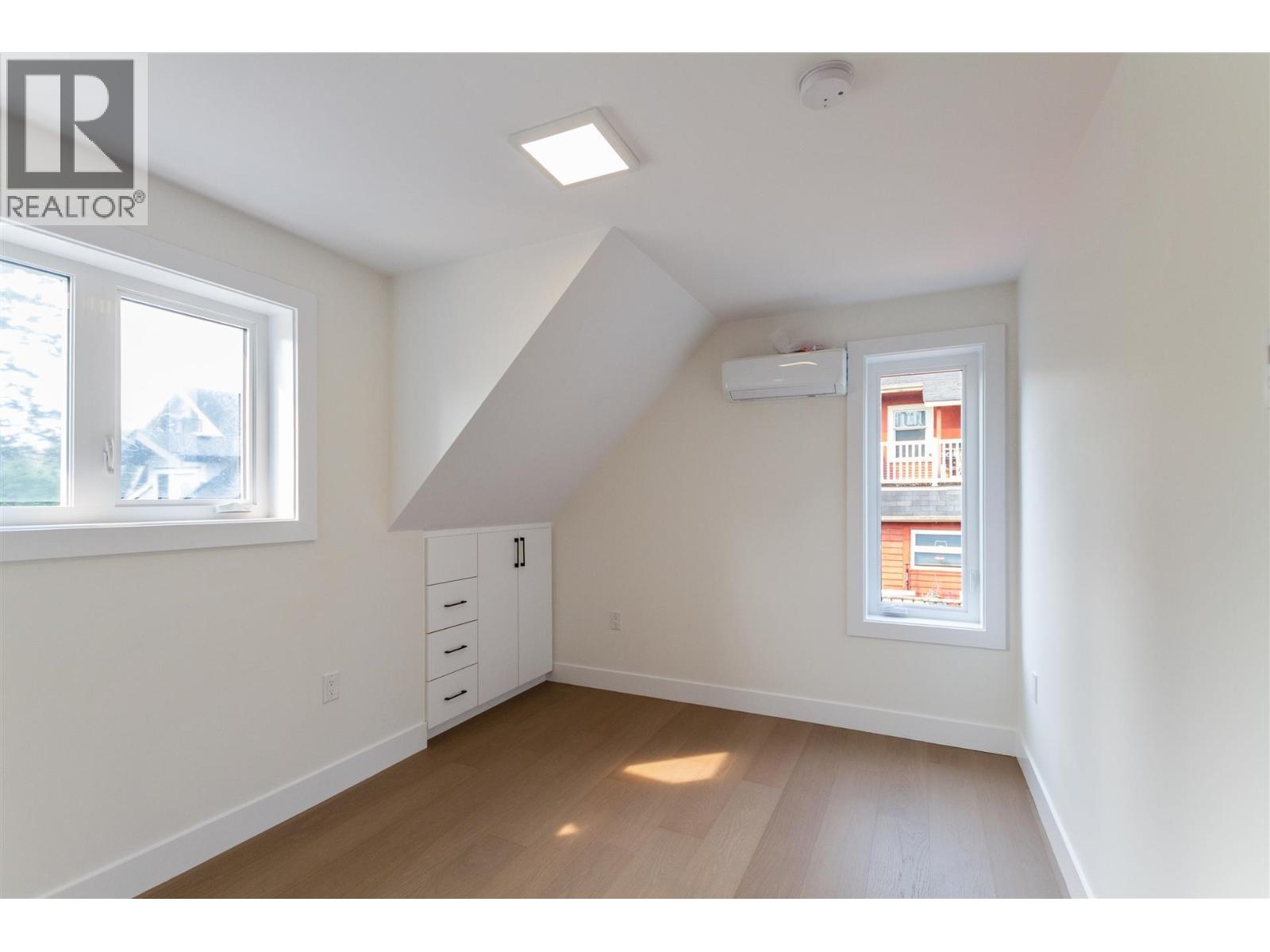 1926 William Street, Vancouver, British Columbia  V5L 2R8 - Photo 17 - R3042460