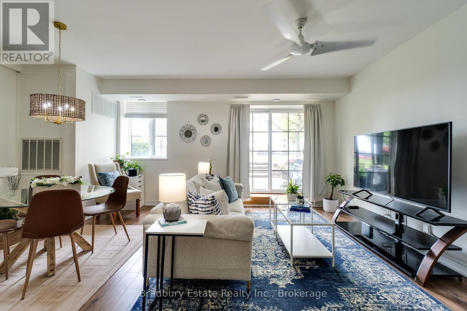 105 - 262 Dundas Street E, Hamilton, Ontario  L8B 1A9 - Photo 1 - X12384858