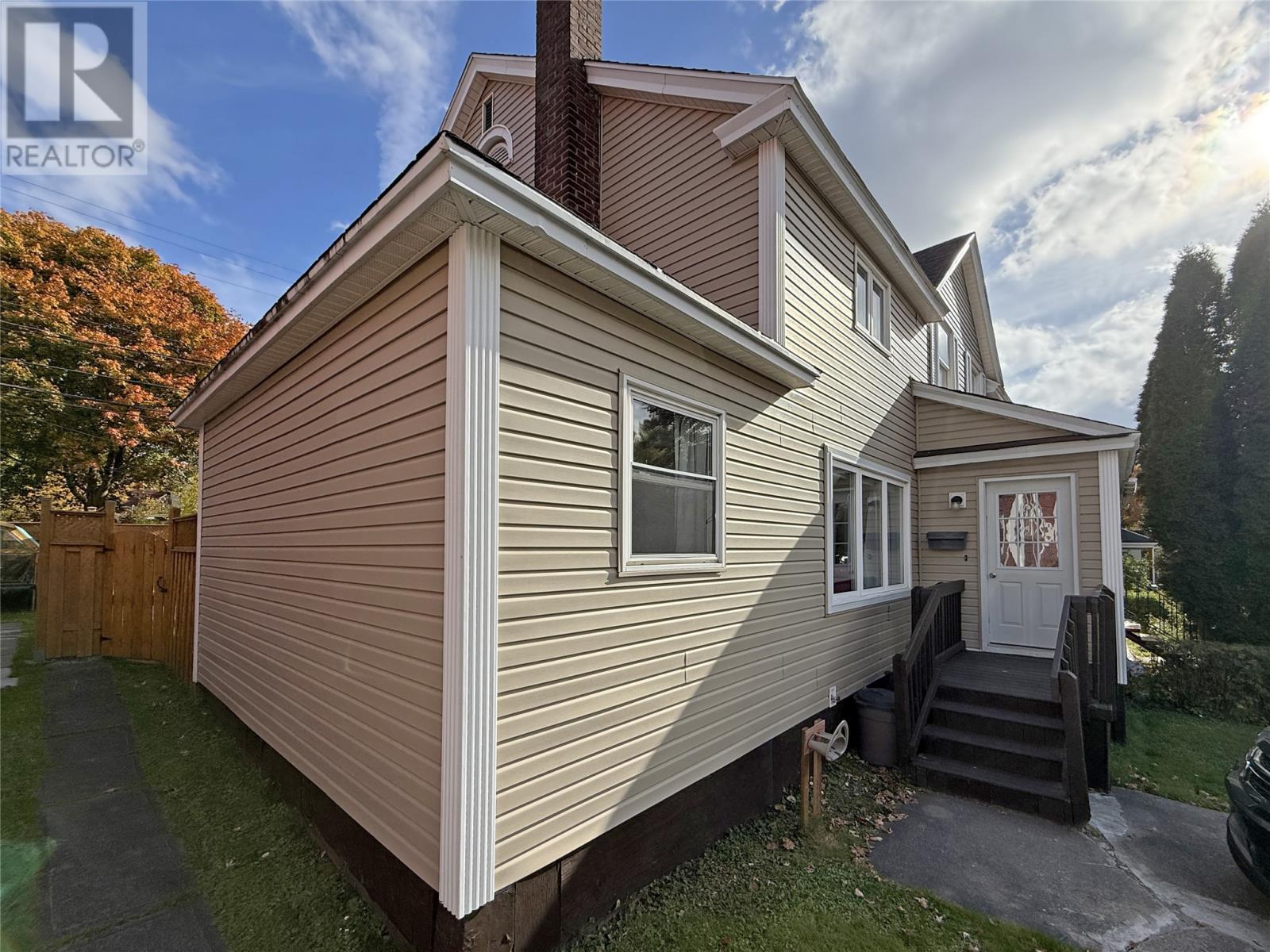 9 Armstrong Avenue, Corner Brook, Newfoundland & Labrador    - Photo 2 - 1292027