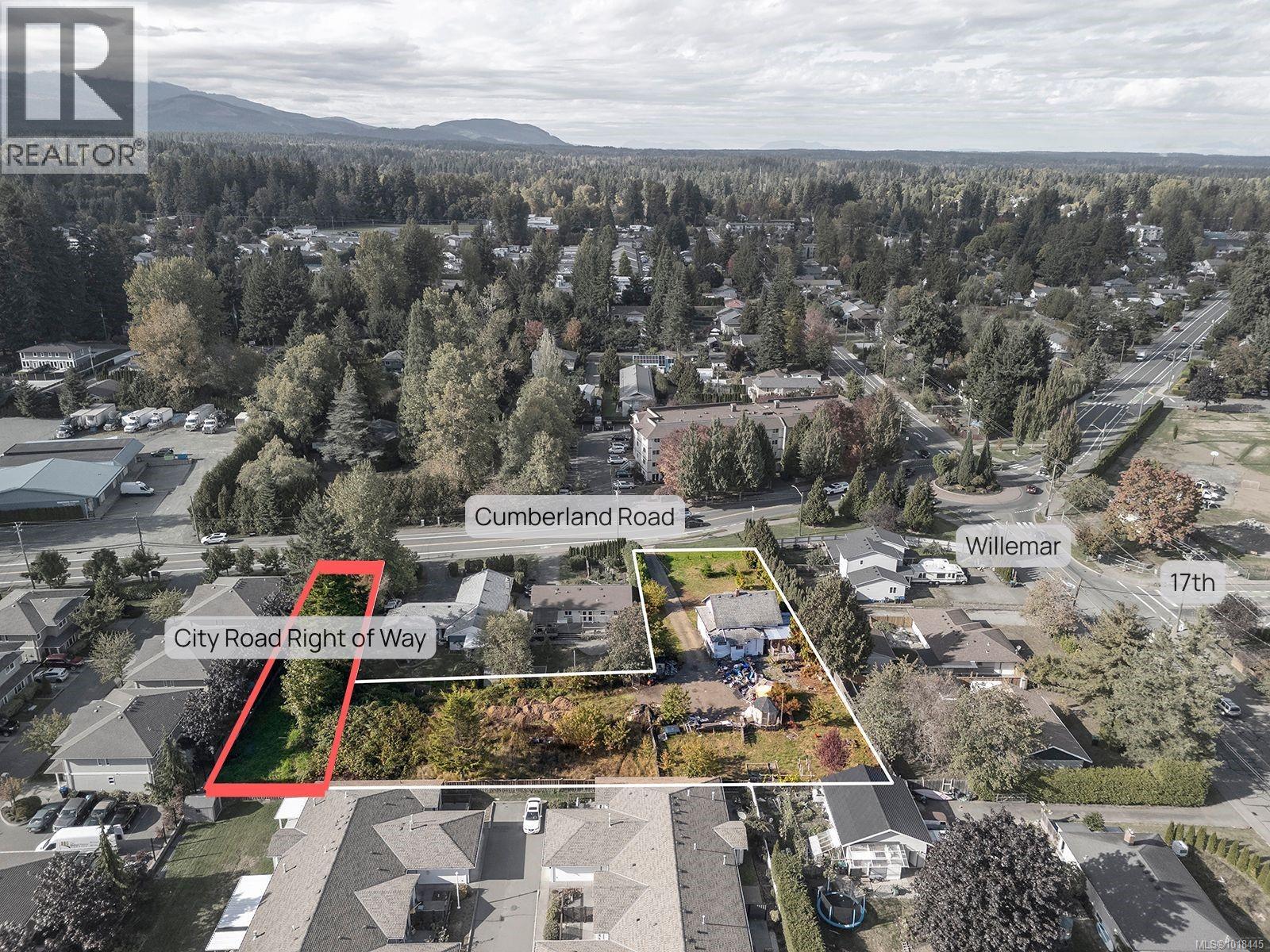 1360 Cumberland Rd, Courtenay, British Columbia  V9N 2E9 - Photo 2 - 1018445