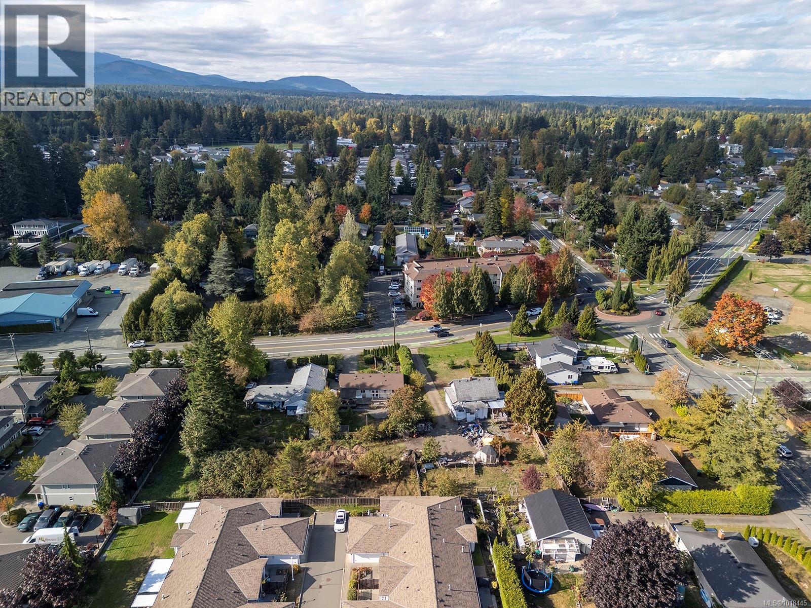 1360 Cumberland Rd, Courtenay, British Columbia  V9N 2E9 - Photo 9 - 1018445