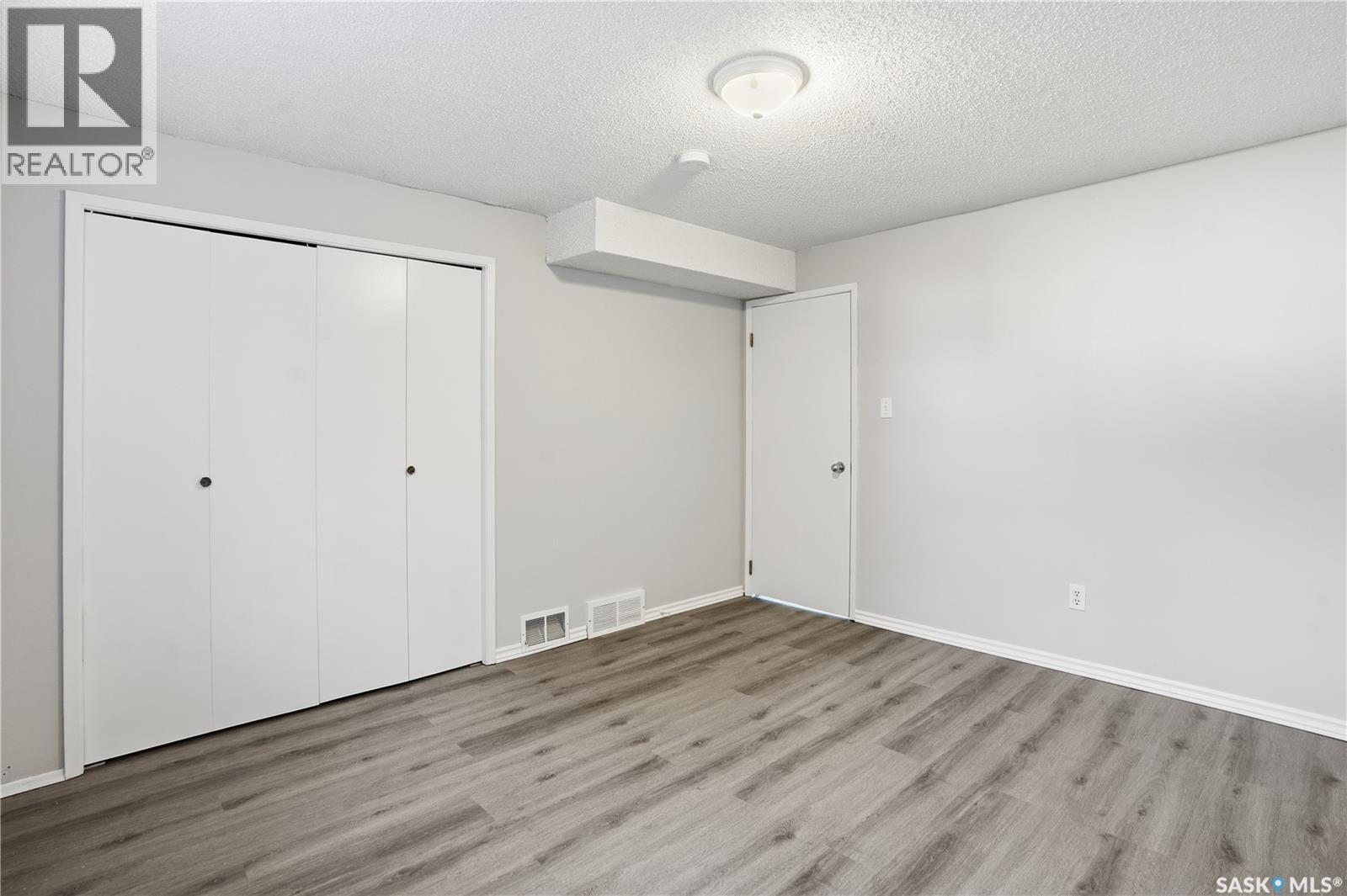 27 Brockelbank Crescent, Regina, Saskatchewan  S4R 6J5 - Photo 37 - SK021894