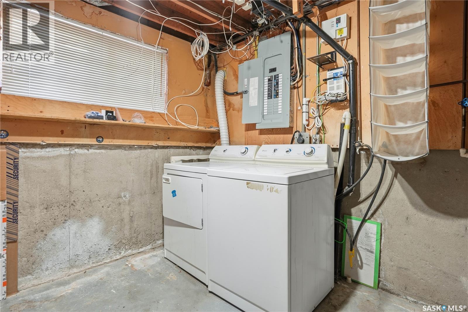 27 Brockelbank Crescent, Regina, Saskatchewan  S4R 6J5 - Photo 39 - SK021894