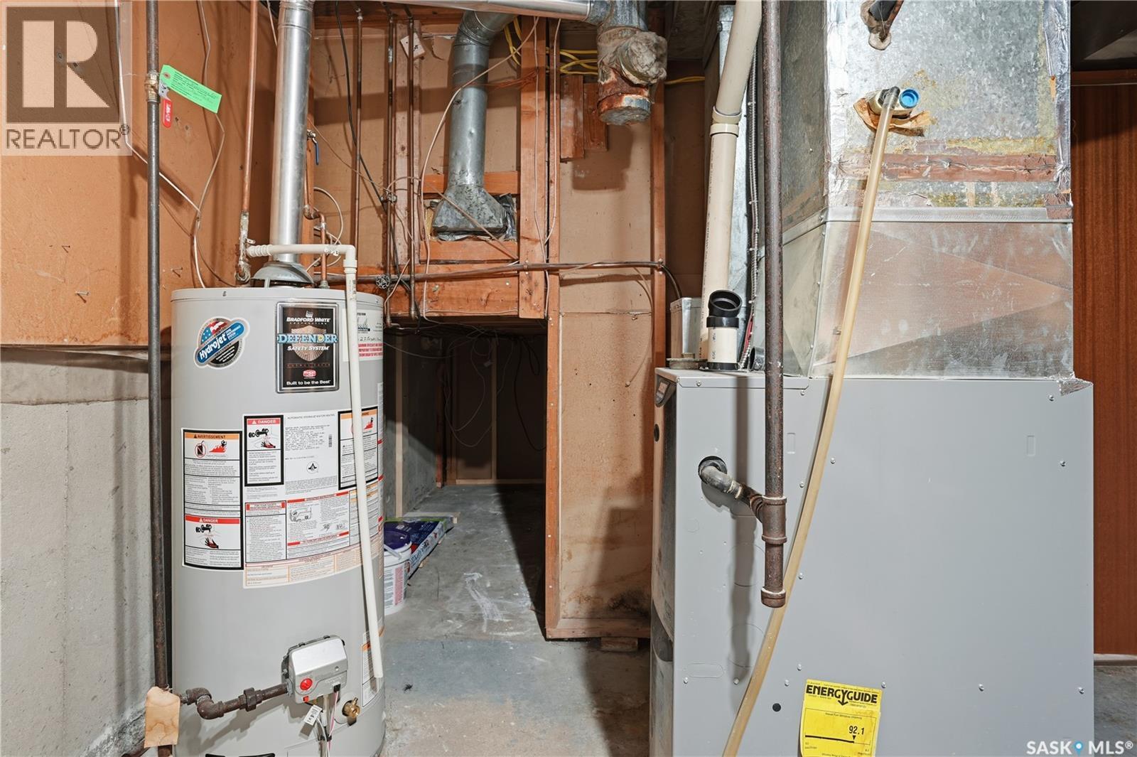 27 Brockelbank Crescent, Regina, Saskatchewan  S4R 6J5 - Photo 40 - SK021894