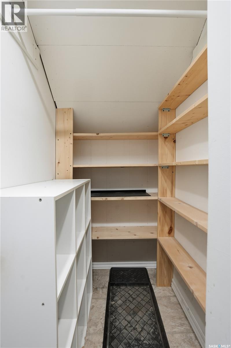 27 Brockelbank Crescent, Regina, Saskatchewan  S4R 6J5 - Photo 41 - SK021894