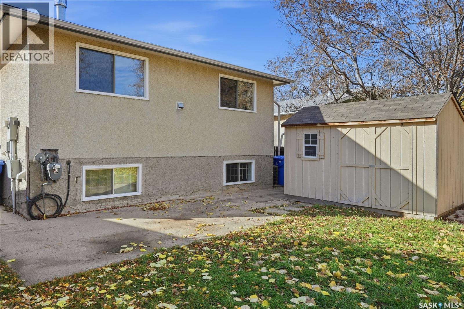 27 Brockelbank Crescent, Regina, Saskatchewan  S4R 6J5 - Photo 44 - SK021894