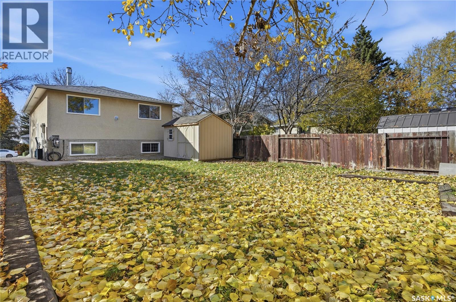 27 Brockelbank Crescent, Regina, Saskatchewan  S4R 6J5 - Photo 45 - SK021894