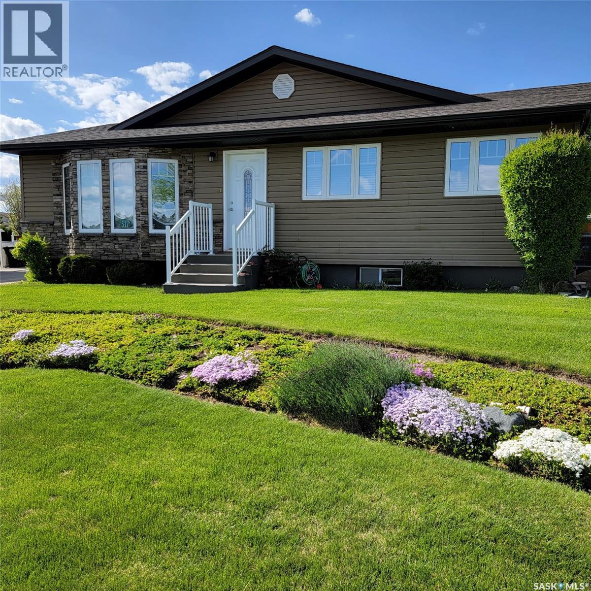 517 8th AVENUE W, biggar, Saskatchewan