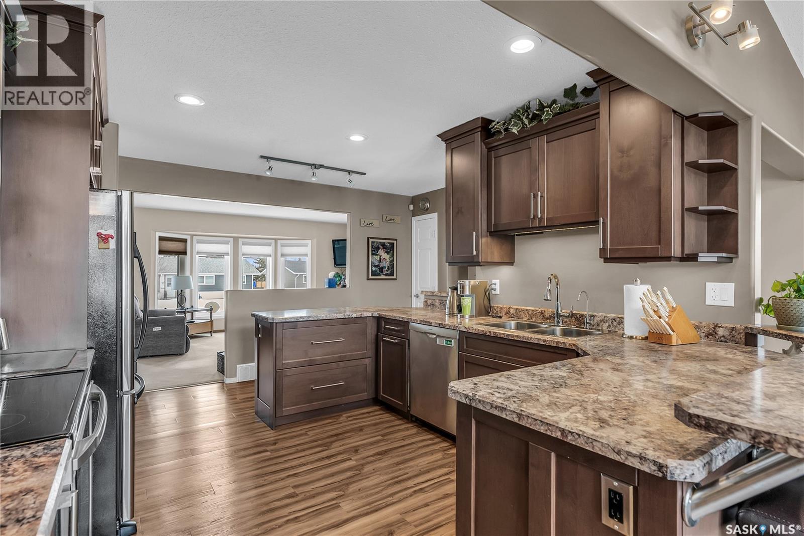 517 8th Avenue W, Biggar, Saskatchewan  S0K 0M0 - Photo 10 - SK021873