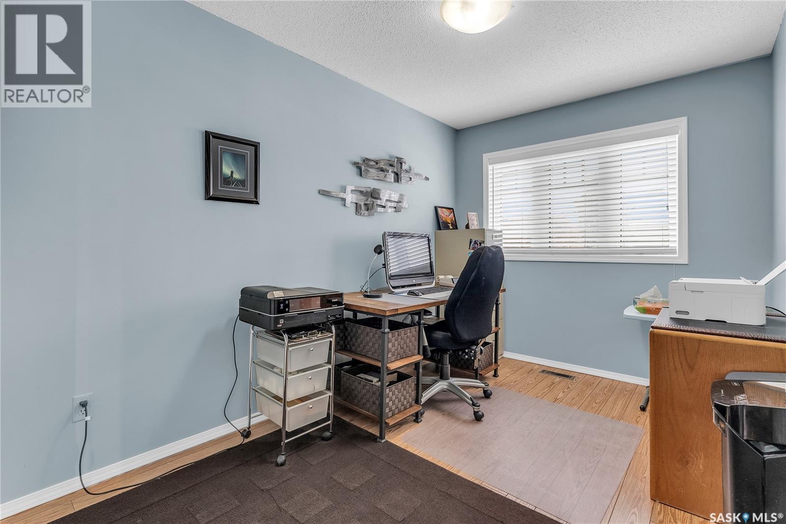 517 8th Avenue W, Biggar, Saskatchewan  S0K 0M0 - Photo 18 - SK021873