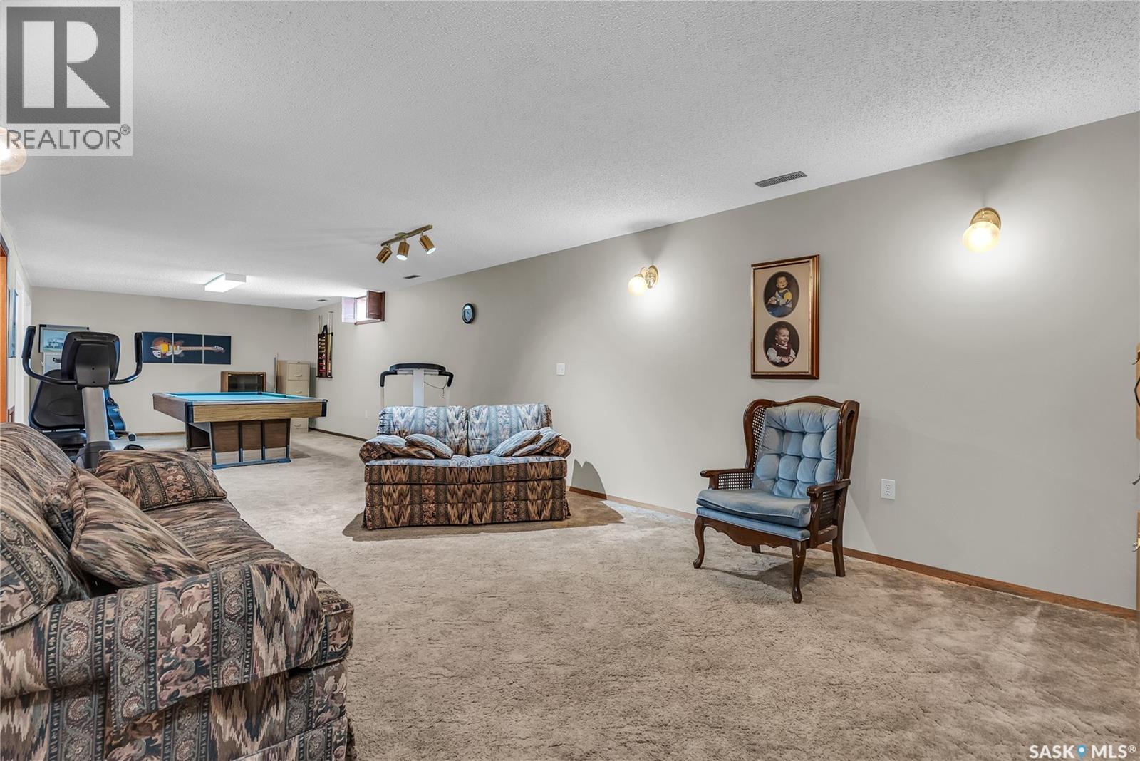 517 8th Avenue W, Biggar, Saskatchewan  S0K 0M0 - Photo 24 - SK021873