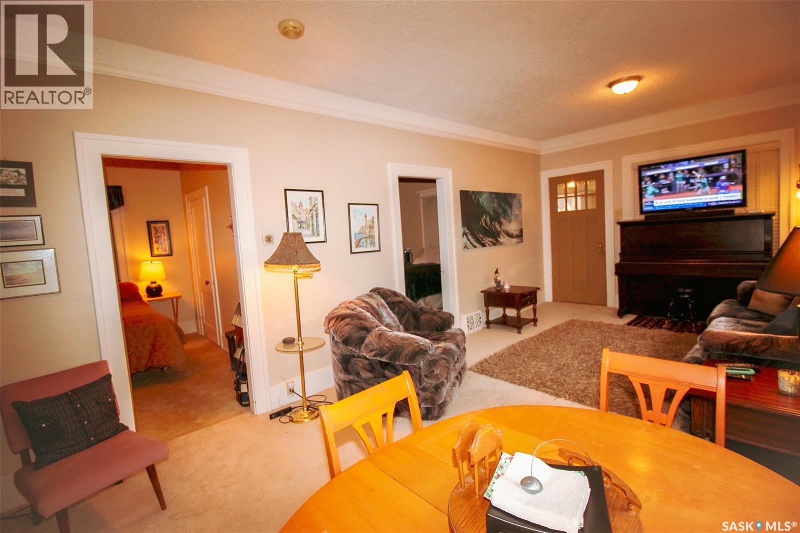 515 1st Street E, Shaunavon, Saskatchewan  S0N 2M0 - Photo 16 - SK021865