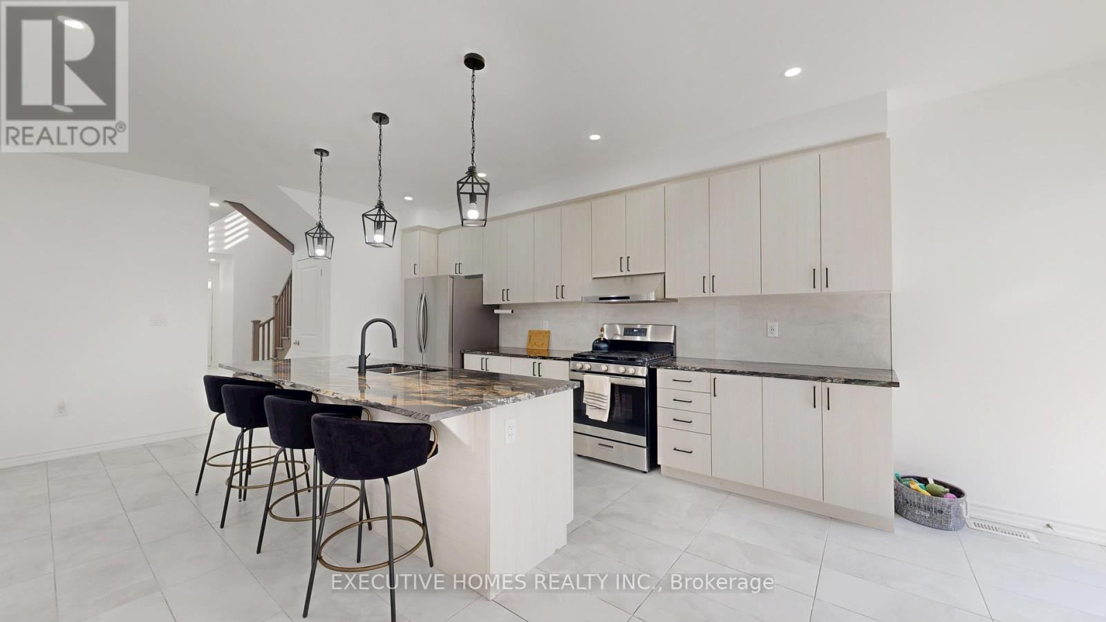 2885 Foxden Square, Pickering, Ontario  L1X 0N9 - Photo 14 - E12486084